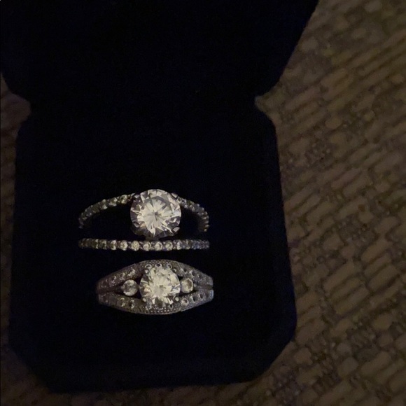 Two cubic stone fun rings ! - Picture 2 of 4